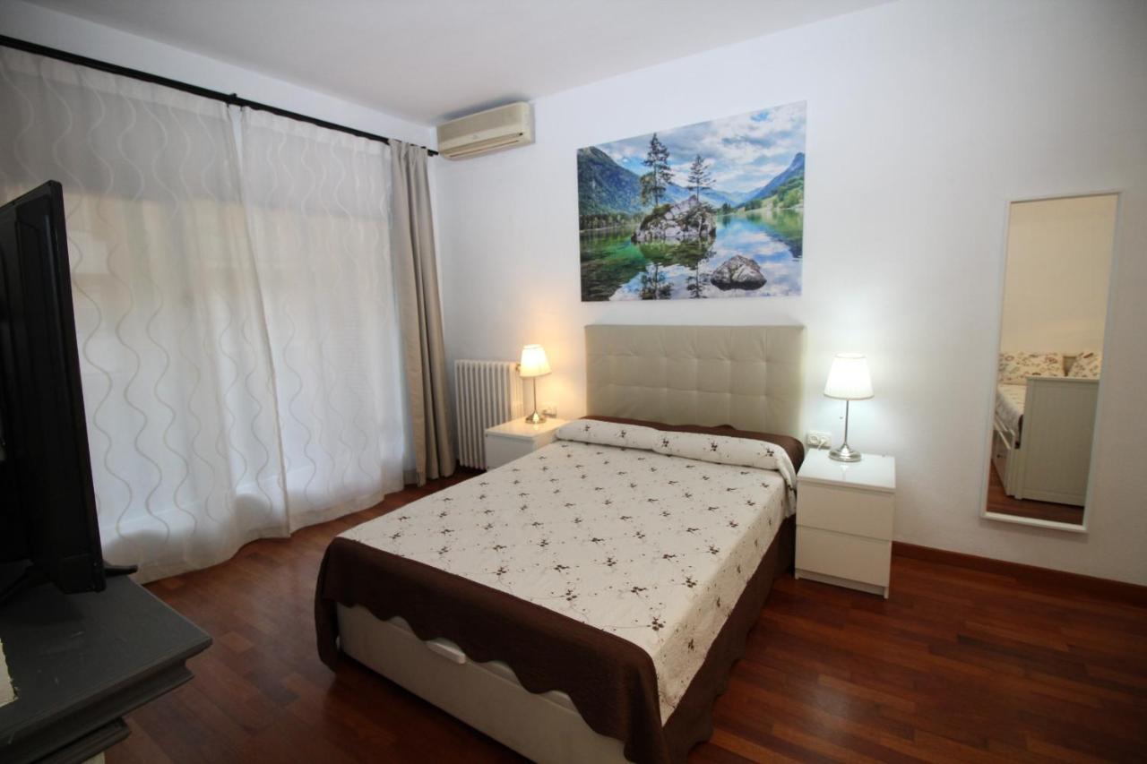Rooms Viladomat Барселона Екстер'єр фото