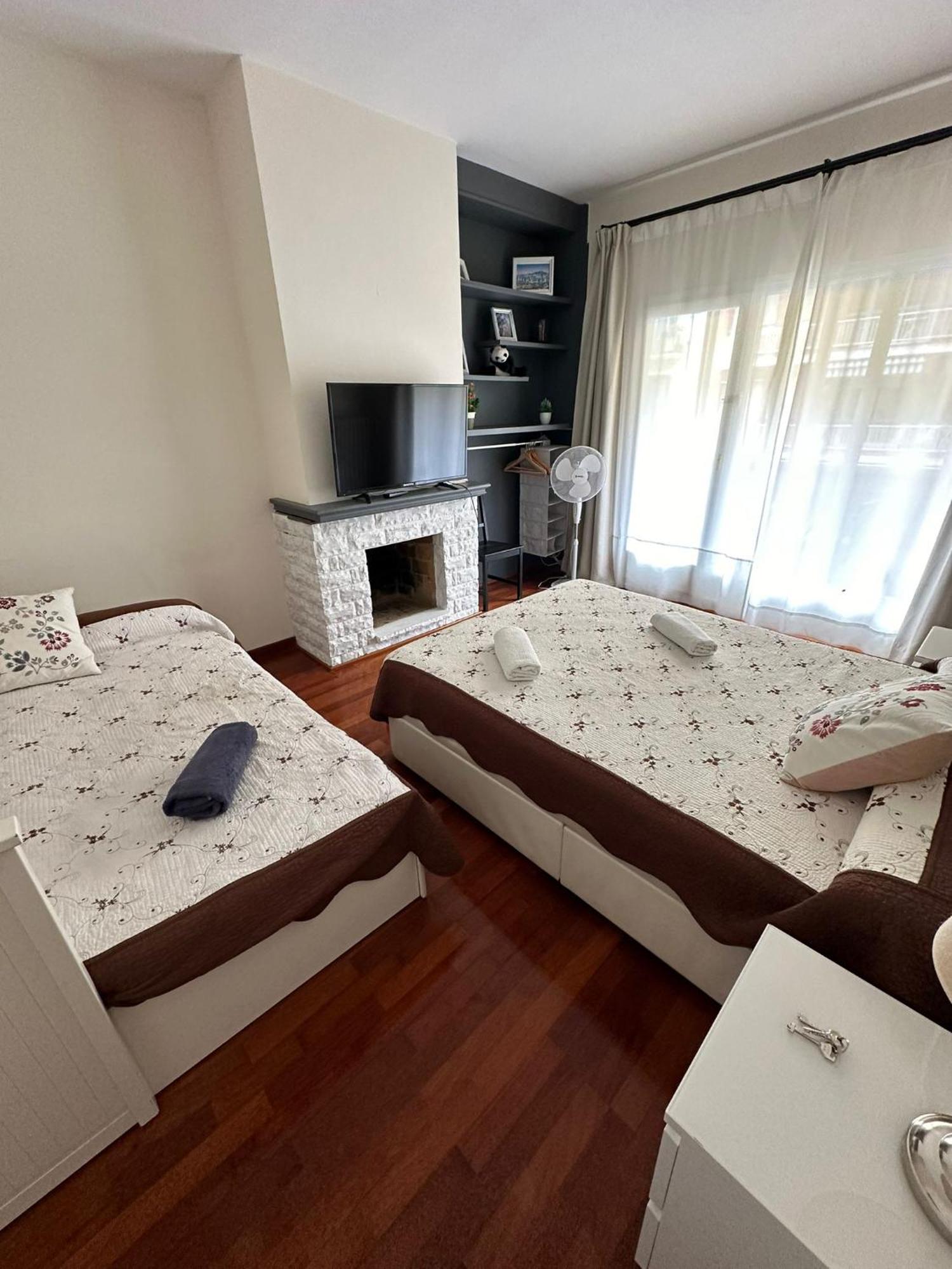 Rooms Viladomat Барселона Екстер'єр фото