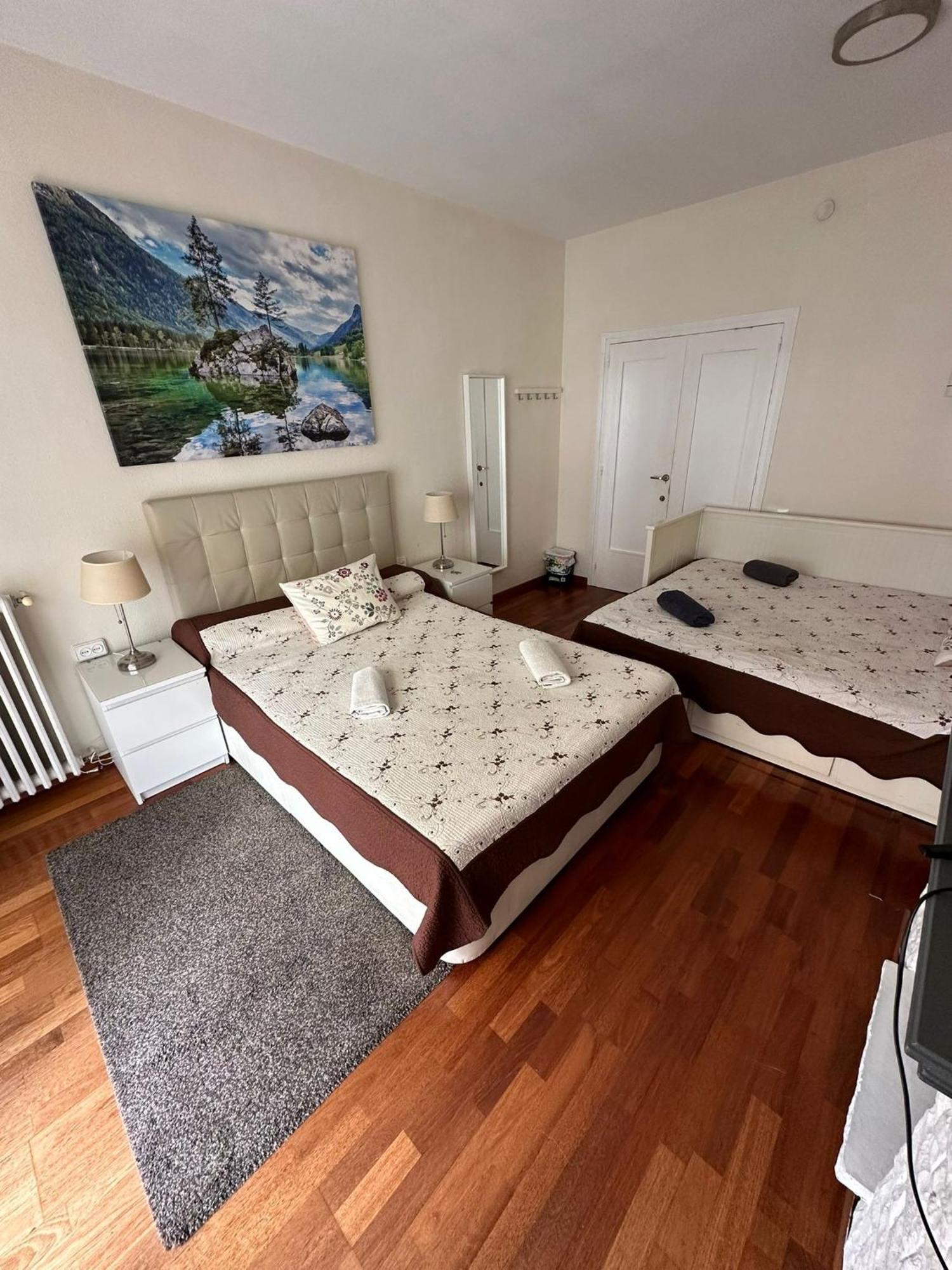 Rooms Viladomat Барселона Екстер'єр фото